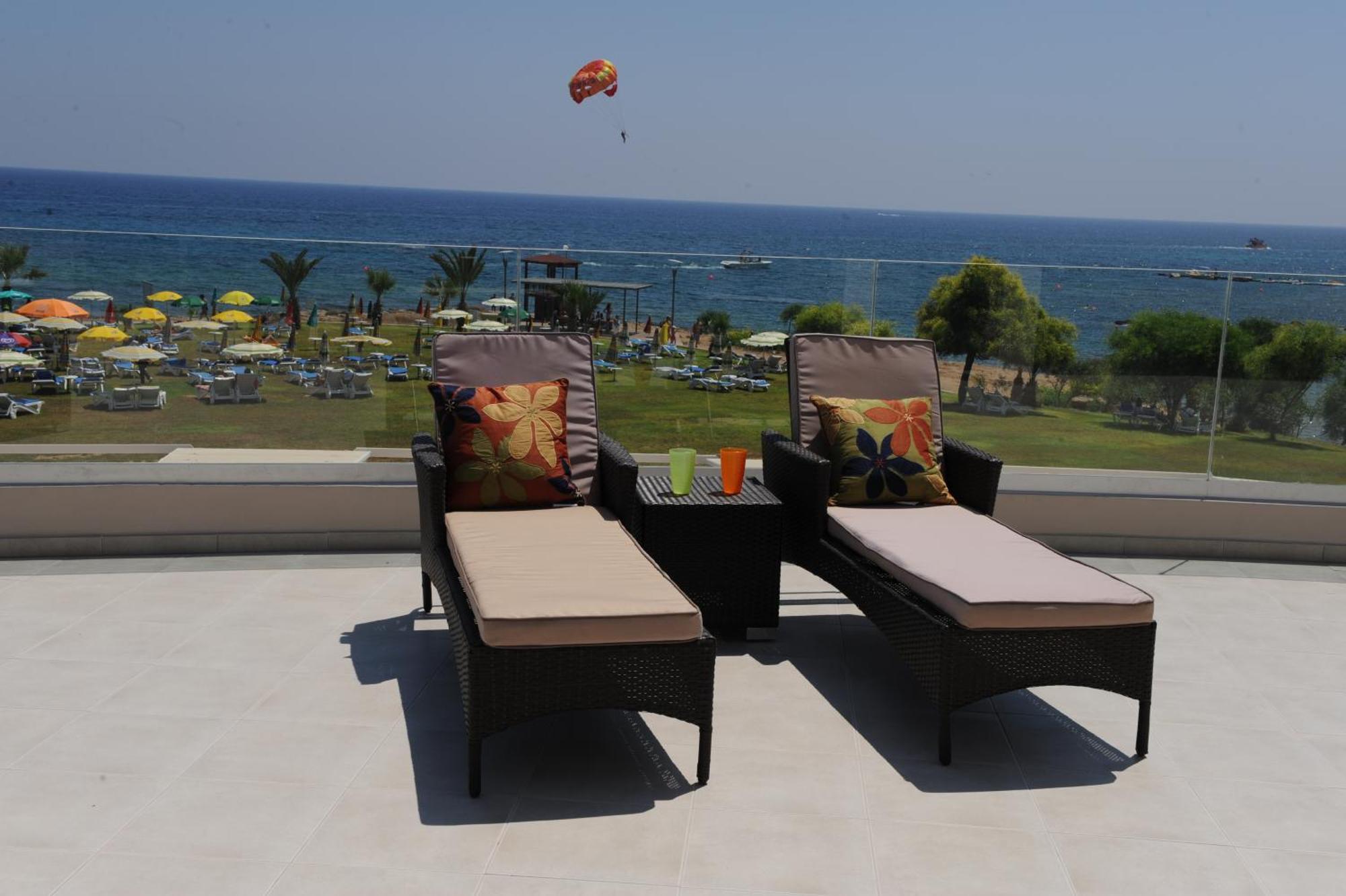 Polyxenia Isaak Luxury Villas And Apartments Protaras Zimmer foto
